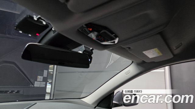 BMW 2-Series 220i Advantage
