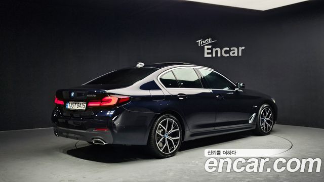 BMW 5-Series 530e M Sport
