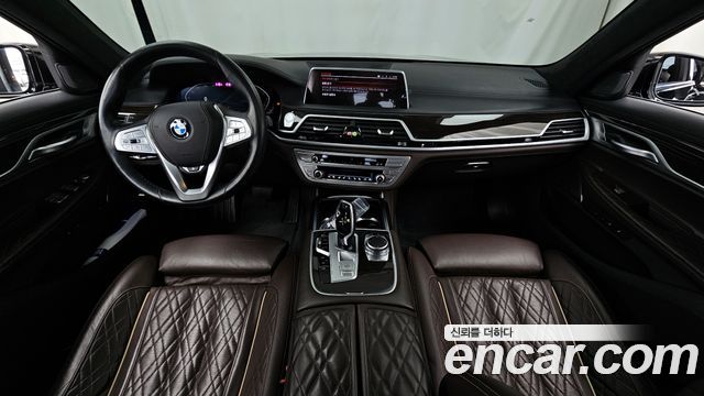 BMW 7-Series 740Li xDrive Design Pure Excellence