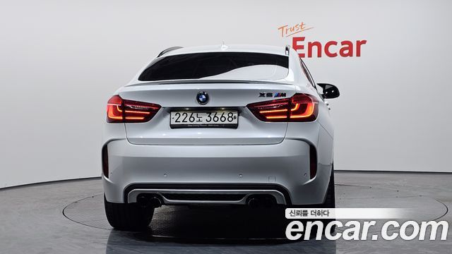 BMW X6M 4.4