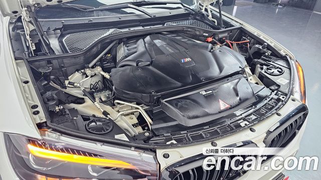 BMW X6M 4.4