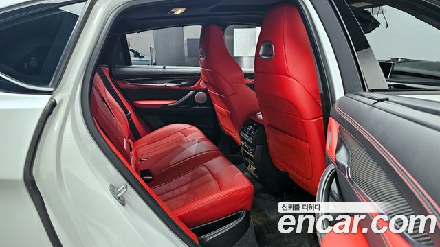 BMW X6M 4.4
