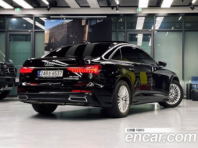 Audi A6 45 TFSI Quattro Premium