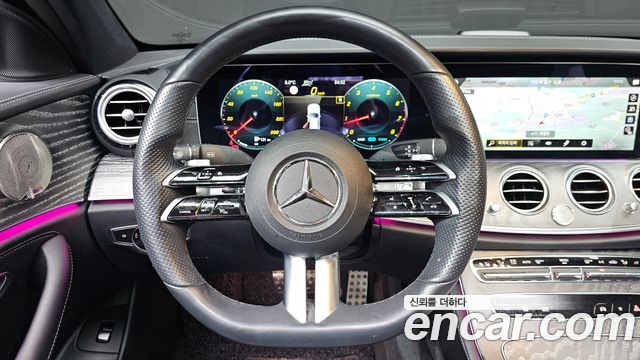 Mercedes-Benz E-Class E350 4MATIC AMG Line