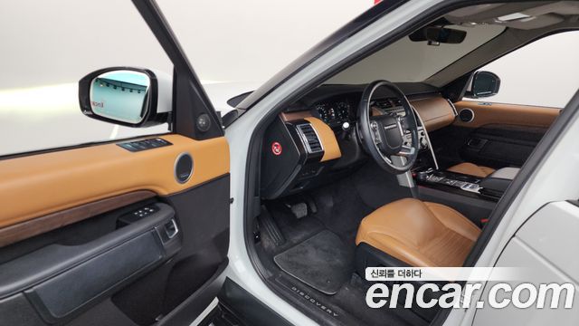 Land Rover Discovery 3.0 TD6 HSE Luxury