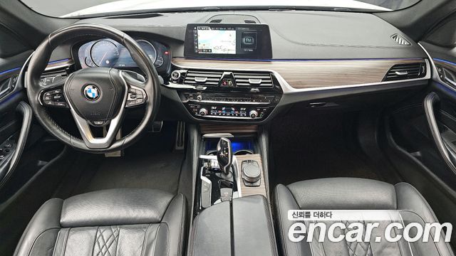 BMW 5-Series 530i M Sport Package Plus
