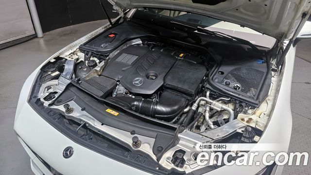 Mercedes-Benz CLS-Class CLS300d AMG Line