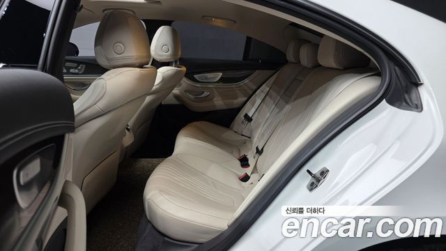 Mercedes-Benz CLS-Class CLS300d AMG Line