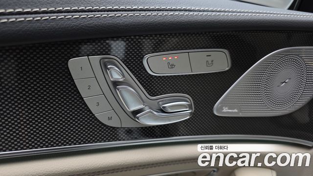 Mercedes-Benz CLS-Class CLS300d AMG Line