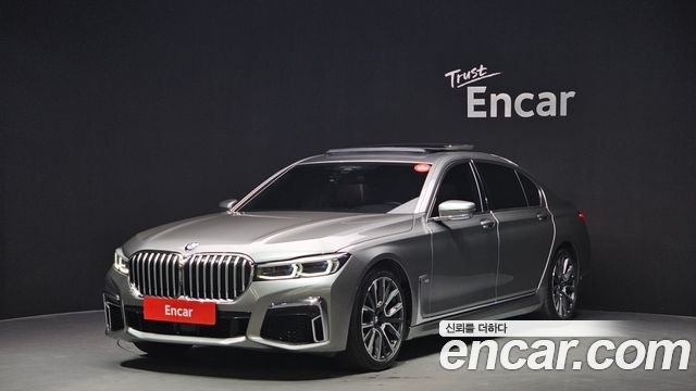 BMW 7-Series 740Li xDrive M Sport Package
