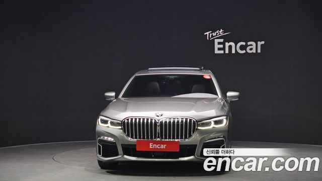 BMW 7-Series 740Li xDrive M Sport Package