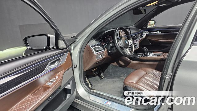 BMW 7-Series 740Li xDrive M Sport Package
