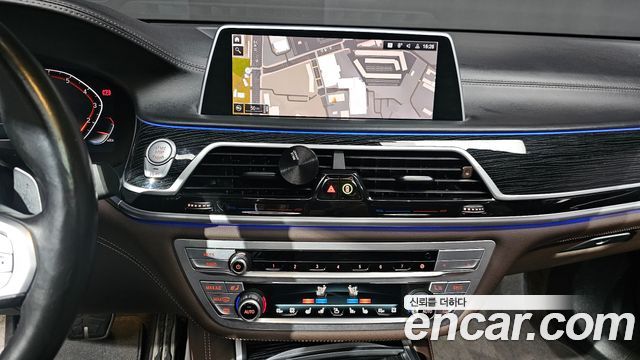 BMW 7-Series 740Li xDrive M Sport Package