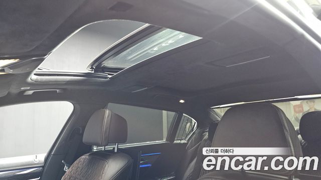 BMW 7-Series 740Li xDrive M Sport Package