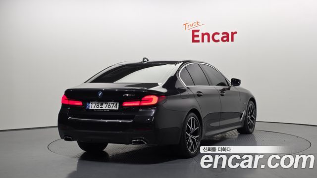 BMW 5-Series 530e M Sport