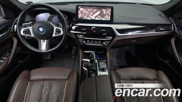 BMW 5-Series 530e M Sport