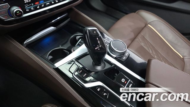 BMW 5-Series 530e M Sport