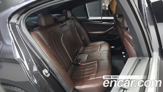 BMW 5-Series 530e M Sport