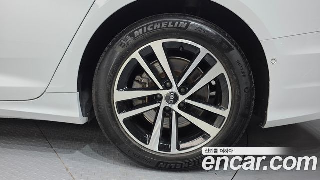 Audi A6 45 TFSI Quattro Premium