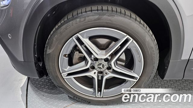 Mercedes-Benz GLB-Class GLB250 4MATIC