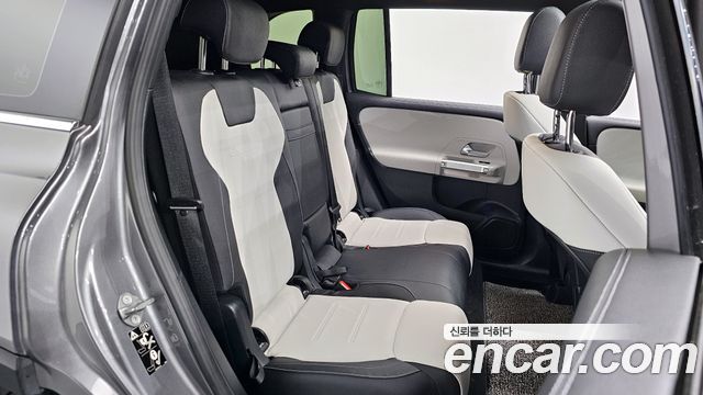 Mercedes-Benz GLB-Class GLB250 4MATIC
