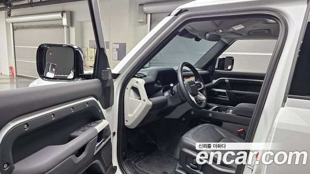 Land Rover Defender 110 D250 SE