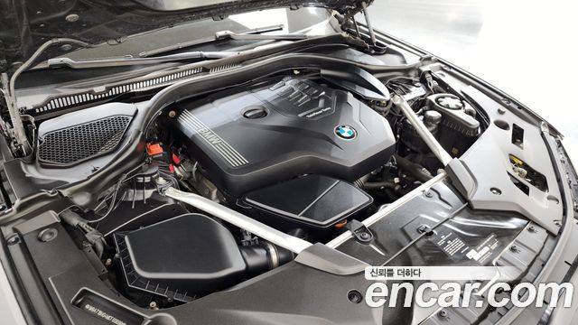 BMW 5-Series 530i M Sport Package