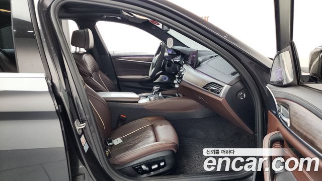 BMW 5-Series 530i M Sport Package