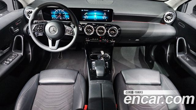 Mercedes-Benz A-Class A220 Hatchback