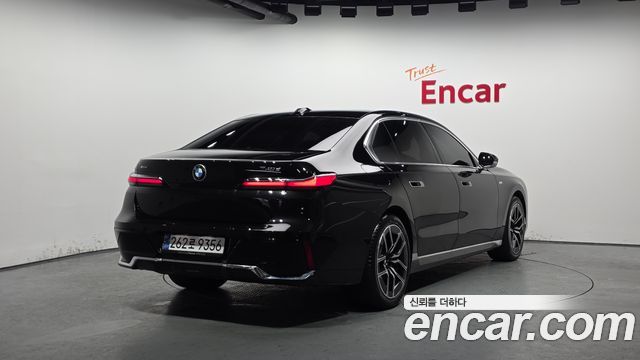 BMW 7-Series 740d xDrive M Sport