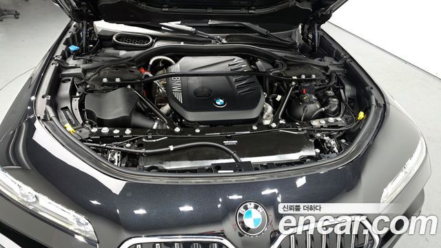 BMW 7-Series 740d xDrive M Sport