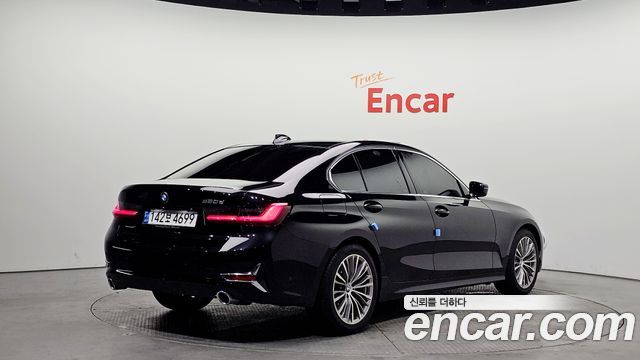 BMW 3-Series 320d Luxury
