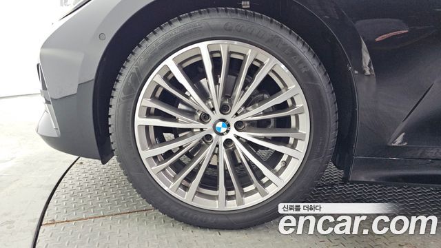 BMW 3-Series 320d Luxury