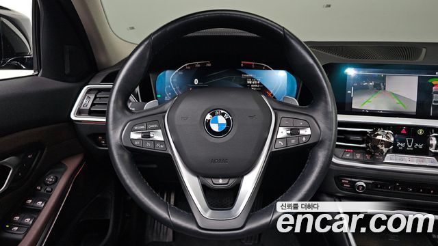 BMW 3-Series 320d Luxury