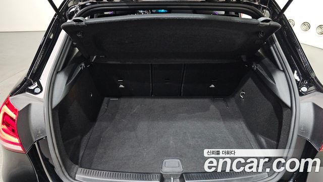 Mercedes-Benz A-Class A220 Hatchback