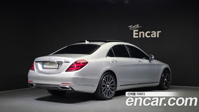 Mercedes-Benz S-Class S560L 4MATIC