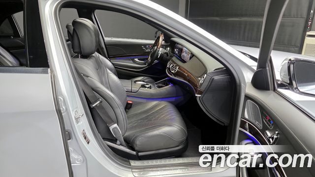 Mercedes-Benz S-Class S560L 4MATIC