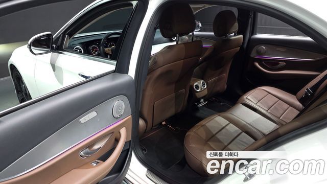Mercedes-Benz E-Class E200 Avantgarde