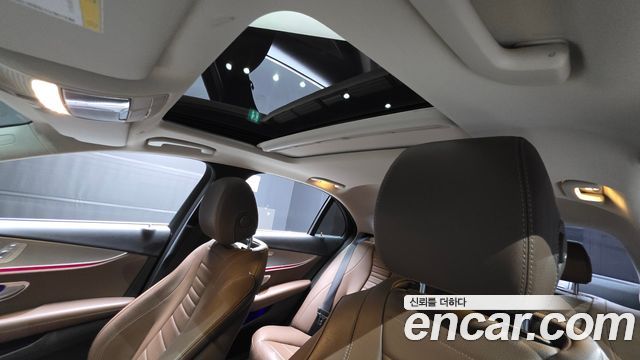 Mercedes-Benz E-Class E200 Avantgarde
