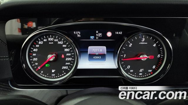 Mercedes-Benz E-Class E220d Coupe