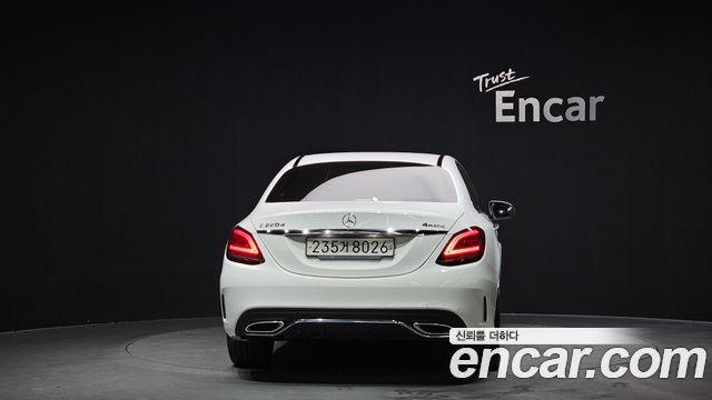 Mercedes-Benz C-Class C220 d 4MATIC AMG Line
