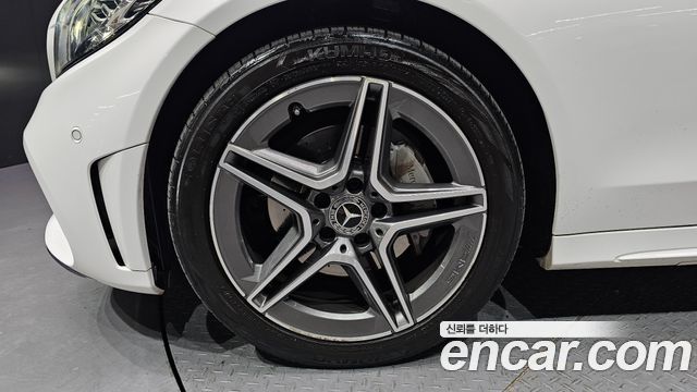 Mercedes-Benz C-Class C220 d 4MATIC AMG Line