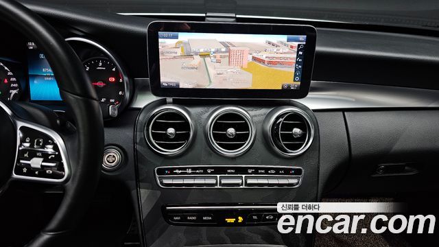 Mercedes-Benz C-Class C220 d 4MATIC AMG Line