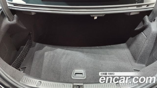 Mercedes-Benz E-Class E300 4MATIC Exclusive