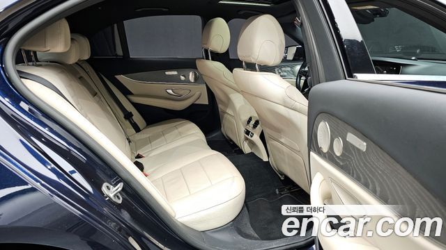 Mercedes-Benz E-Class E350 4MATIC Avantgarde