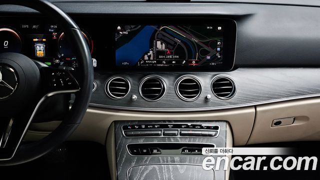 Mercedes-Benz E-Class E350 4MATIC Avantgarde
