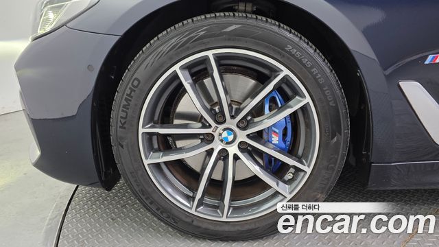 BMW 5-Series 520i M Sport