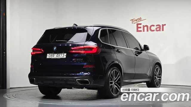 BMW X5 M50d First Edition