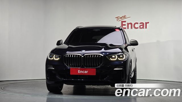 BMW X5 M50d First Edition