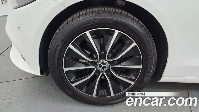 Mercedes-Benz C-Class C200